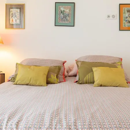 Charming 2bd Parisian Flat W Balconyoberkampf