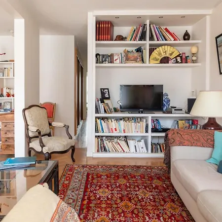 Apartment Charming 2bd Parisian Flat W Balconyoberkampf Paris