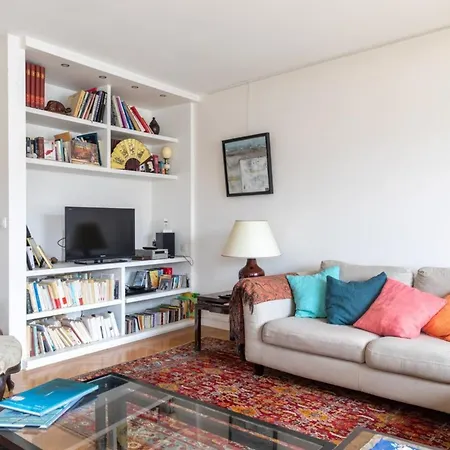 Charming 2bd Parisian Flat W Balconyoberkampf * Paris